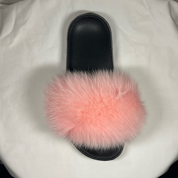 Real Fur Slippers - Picture 3 of 3